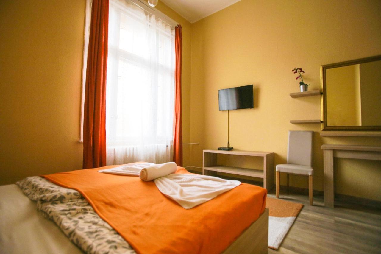 Goodmo House Budapeste Exterior foto