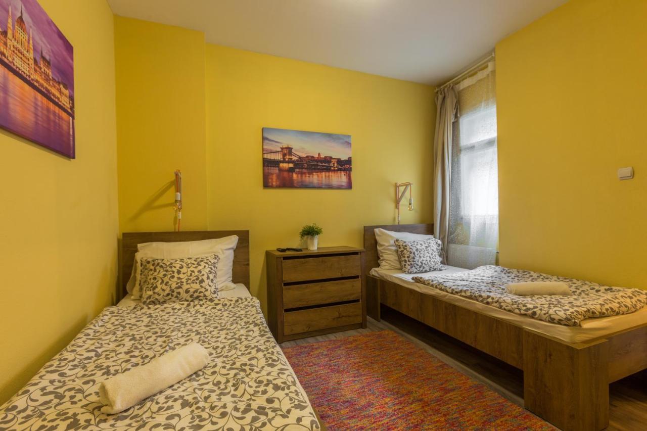 Goodmo House Budapeste Exterior foto