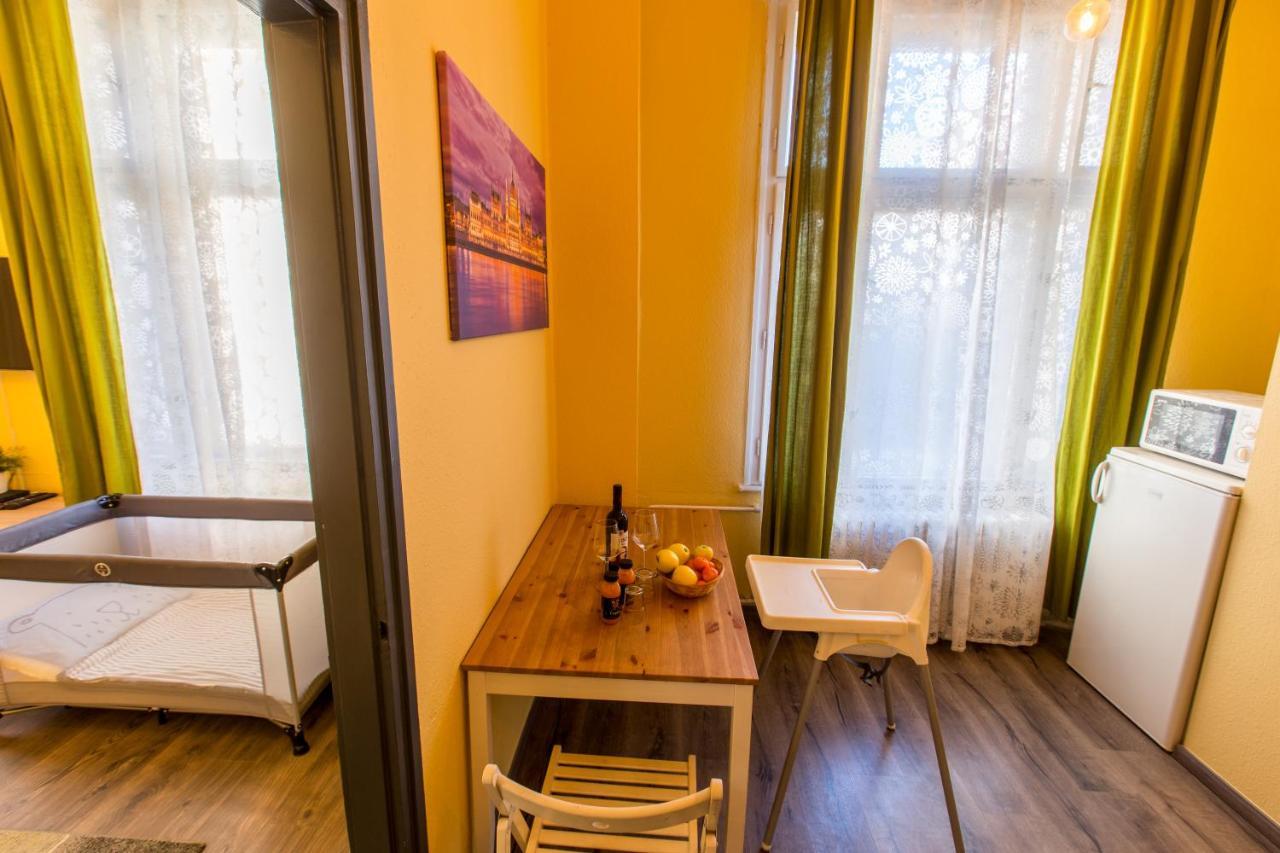 Goodmo House Budapeste Exterior foto
